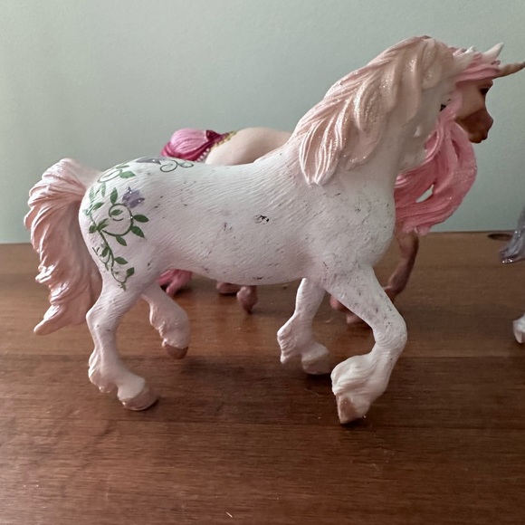 Schleich unicorn and Pegasus lot - Picture 7 of 7